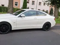 Gebraucht Mercedes C180 AMG Edition 1 156 PS (114 kW) 2011 Weiß Coupé