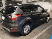 Gebraucht Ford Kuga Business Edition 120 PS (88 kW) 2016 Grau SUV