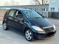 Gebraucht Mercedes A160 82 PS (60 kW) 2011 Schwarz Kleinwagen