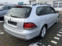 Gebraucht VW Golf VII Match 105 PS (77 kW) 2012 Reflexsilber metallic Kombi