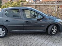 Gebraucht Peugeot 207 Forever 95 PS (69 kW) 2012 Grau Limousine