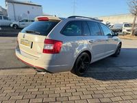 Gebraucht Skoda Octavia RS 184 PS (135 kW) 2016 Grau Kleinwagen
