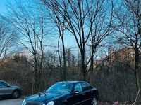Gebraucht Mercedes E240 Avantgarde 177 PS (130 kW) 2004 Limousine