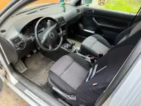 Używany VW Golf IV 75 KM (55 kW) 2002 Srebrny Sedan/Limuzyna
