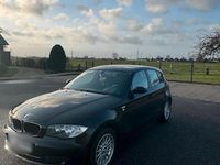 Gebraucht BMW 116 122 PS (89 kW) 2009 Schwarz Kleinwagen