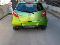 Usata Mazda 2 75 CV (55 kW) 2010 Verde Utilitaria