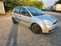 Gebraucht Ford Fiesta 68 PS (50 kW) 2004 Grau Kleinwagen