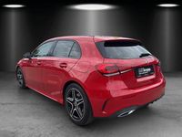 Gebraucht Mercedes A200 AMG 163 PS (119 kW) 2018 Rot Limousine