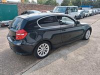 Gebraucht BMW 116 Performance 122 PS (89 kW) 2010 Schwarz Kleinwagen
