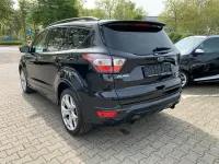 Gebraucht Ford Kuga Titanium 179 PS (131 kW) 2017 Schwarz SUV