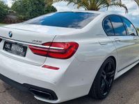 Gebraucht BMW 750 M Performance 449 PS (330 kW) 2017 Weiß Limousine