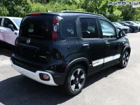 Neu Fiat Panda Cross Cross 65 PS (47 kW) 2026 Cinema schwarz Kleinwagen