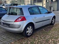 Gebraucht Renault Mégane II Dynamique 114 PS (83 kW) 2004 Limousine