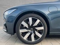 Gebraucht Volvo V90 Plus 349 PS (256 kW) 2025 Denim blue Kombi