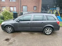 Usata Opel Astra Edition 90 CV (66 kW) 2008 Grigio Station wagon