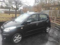Gebraucht Hyundai i10 69 PS (50 kW) 2011 Schwarz Kleinwagen