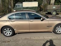 Gebraucht BMW 730 245 PS (180 kW) 2009 Gelb Limousine