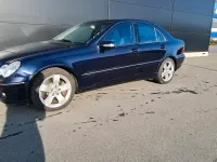 Gebraucht Mercedes C320 224 PS (164 kW) 2006 Schwarz Limousine