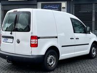 Second-hand VW Caddy 102 CP (75 kW) 2015 Alb Monovolum