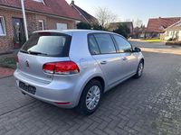 Gebraucht VW Golf VI Highline 122 PS (89 kW) 2009 Silber Kleinwagen