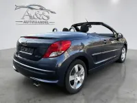 Gebraucht Peugeot 207 CC Platinum 111 PS (81 kW) 2012 Blau Cabrio