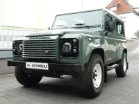 Gebraucht Land Rover Defender SE 122 PS (89 kW) 2015 Grün SUV