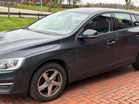 Gebraucht Volvo V60 120 PS (88 kW) 2016 Grau Kombi