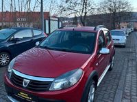 Gebraucht Dacia Sandero Essentiel 75 PS (55 kW) 2012 Rot Limousine