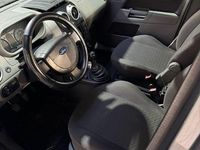 Gebraucht Ford Fusion 80 PS (58 kW) 2003 Grau Limousine