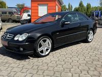 Gebraucht Mercedes CLK200 AMG 184 PS (135 kW) 2009 Schwarz metallic Coupé