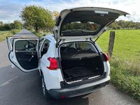 Gebraucht Peugeot 2008 Allure 120 PS (88 kW) 2014 Weiß SUV