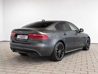 Gebraucht Jaguar XE R-Sport 250 PS (183 kW) 2018 Grau Limousine