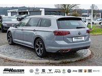 Gebraucht VW Passat R-line 190 PS (139 kW) 2023 Grau Kombi