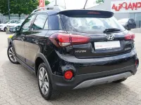 Gebraucht Hyundai i20 Advantage 101 PS (74 kW) 2020 Schwarz Kleinwagen
