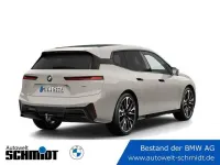 Gebraucht BMW iX Shadowline 300 kW (408 PS) 2025 (grau)  dune grey SUV