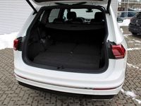 Gebraucht VW Tiguan Allspace R-line 239 PS (175 kW) 2019 Weiß SUV