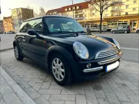 Używany Mini Cooper 116 KM (85 kW) 2002 Czarny Hatchback