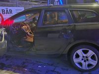 Gebraucht Opel Astra 140 PS (102 kW) 2011 Schwarz Kombi