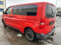 Gebraucht Opel Vivaro 144 PS (105 kW) 2021 Fire red(126p)flame red ra3000 Van / Kleinbus