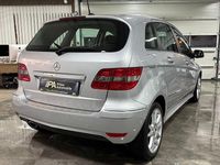 Gebraucht Mercedes B160 95 PS (69 kW) 2011 Silber Van / Kleinbus
