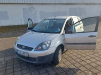 Gebraucht Ford Fiesta 70 PS (51 kW) 2006 Grau Kleinwagen