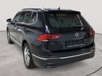 Gebraucht VW Tiguan Allspace Life 150 PS (110 kW) 2023 Deep black perleffekt SUV