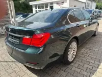 Gebraucht BMW 730 245 PS (180 kW) 2010 Grün Limousine