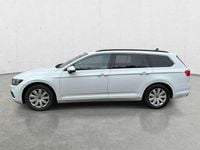 Gebraucht VW Passat 200 PS (147 kW) 2023 Gletscherweiß metallic Kombi