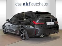 Gebraucht BMW 320 M Sport 184 PS (135 kW) 2025 Schwarz Limousine
