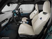 Gebraucht Mini Cooper S Favoured 204 PS (150 kW) 2024 Grün Kleinwagen