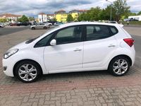 Gebraucht Hyundai ix20 116 PS (85 kW) 2012 Weiß Kleinwagen