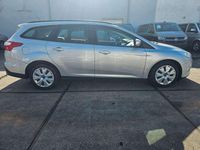 Gebraucht Ford Focus Trend 116 PS (85 kW) 2013 Polarsilber metallic Kombi