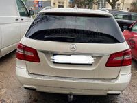 Gebraucht Mercedes E300 231 PS (169 kW) 2012 Weiß Kombi