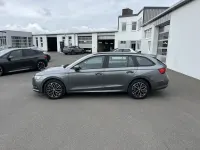 Gebraucht Skoda Octavia 204 PS (150 kW) 2022 Grau Kombi